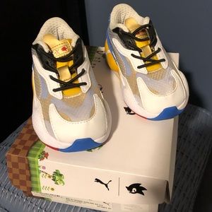 Childrens Sonic PUMA sneakers